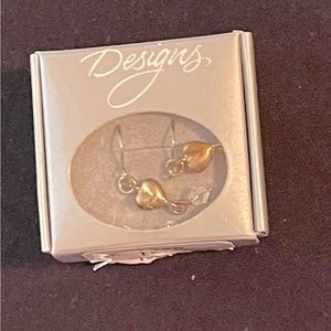 375 –GSO heart bead drop earrings